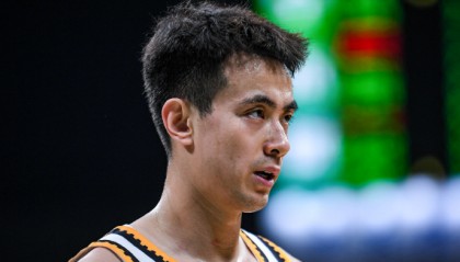 开云-首秀推迟！杨鸣：赵继伟今天战青岛肯定打不了 具体看队医评估