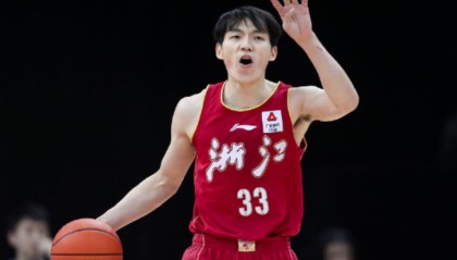 kaiyun-CBA历史第4+现役第1！吴前1276三分超张庆鹏 将追西热力江